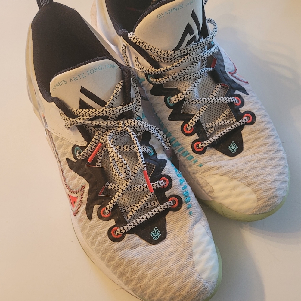 Mens shoes